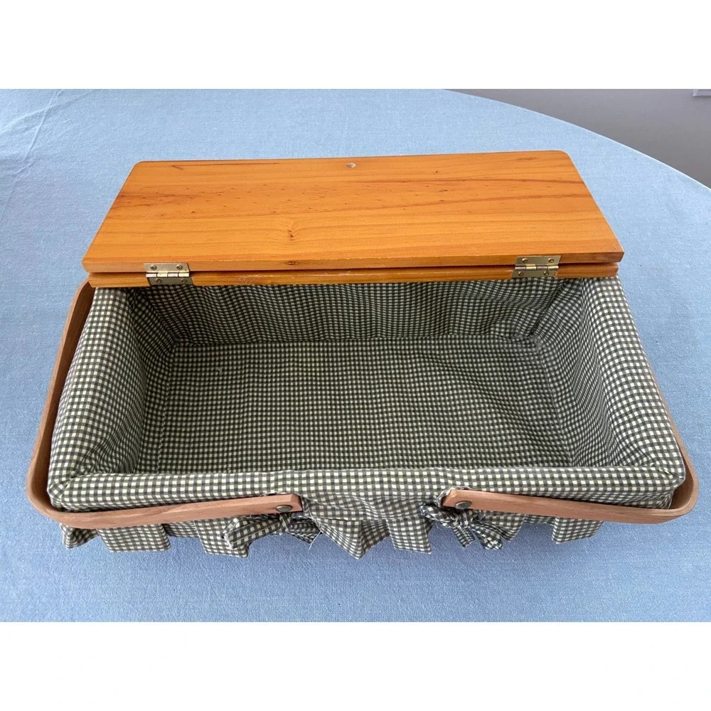 Hinged Type Lid Vintage Wood Wicker Picnic Basket w/Handle Green Plaid Lining